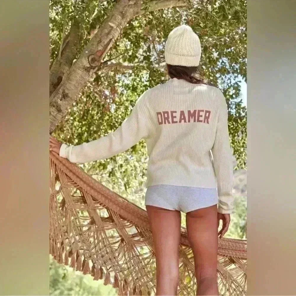 Spiritual Gangster Dreamer Mock Neck
Sweater Cream Large - Picture 12 of 12
